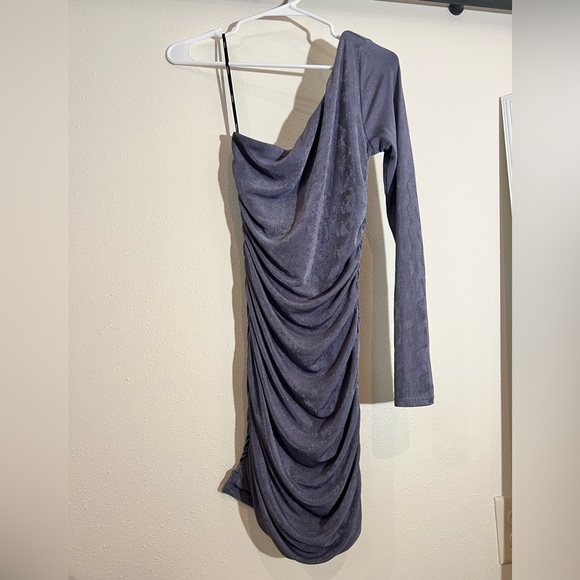 Forever 21 Dress - Picture 2 of 3